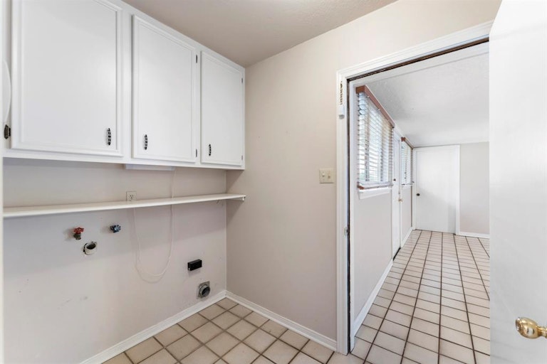 Photo 27 of 50 - 1103 Glouchester Ln, Houston, TX 77073