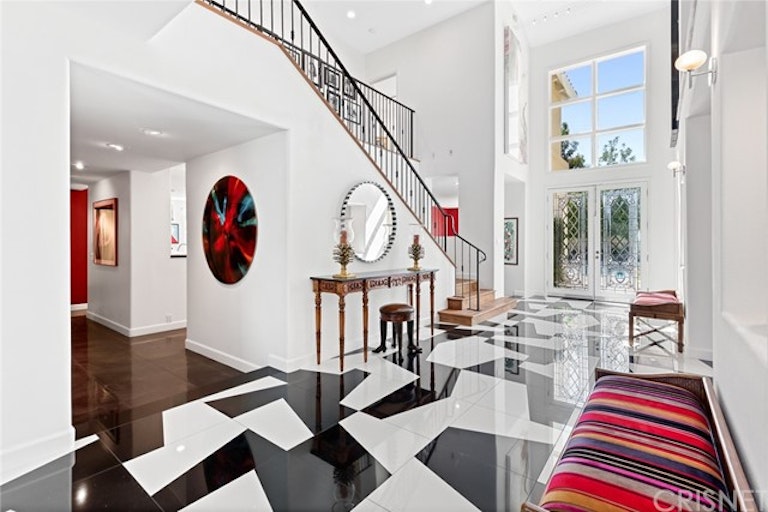 Photo 18 of 75 - 10749 Baile Ave, Chatsworth, CA 91311