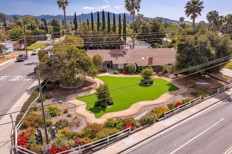 Photo 50 of 54 - 982 E Janss Rd, Thousand Oaks, CA 91360