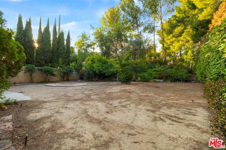 Photo 49 of 53 - 18502 Entrada Ct, Porter Ranch, CA 91326