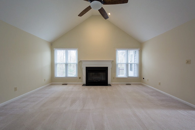 Photo 3 of 30 - 8604 Carolingian Ct, Raleigh, NC 27615