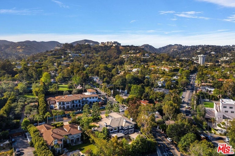 Photo 43 of 43 - 11706 Chaparal St, Los Angeles, CA 90049