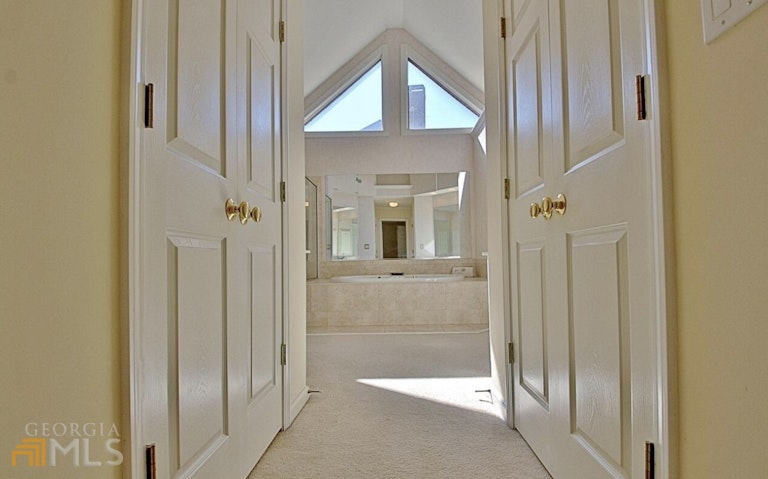 Photo 19 of 39 - 265 Millhaven Lndg, Fayetteville, GA 30215