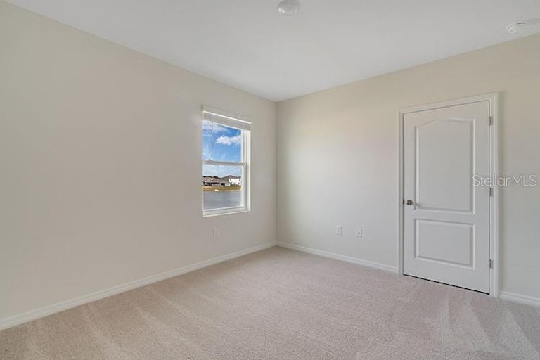 Photo 14 of 19 - 2585 Shamrock St, Tavares, FL 32778