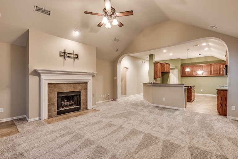 Photo 12 of 28 - 8700 Dayton Dr, Lantana, TX 76226