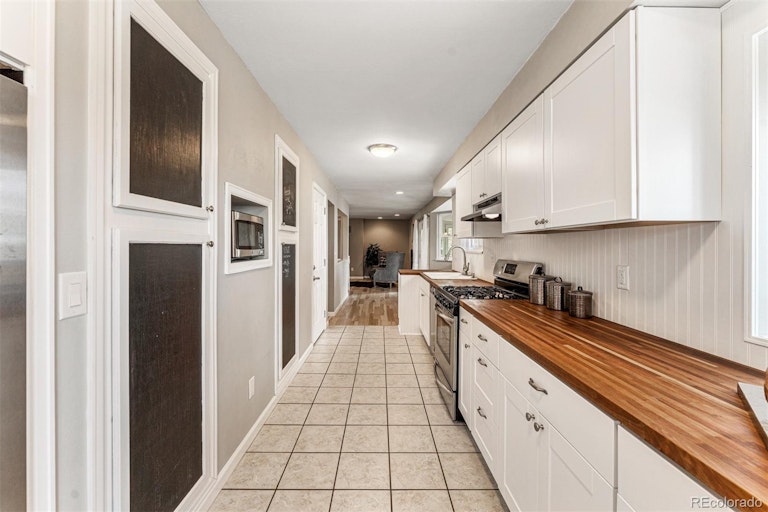 Photo 9 of 34 - 9251 E Summit Rd, Parker, CO 80138