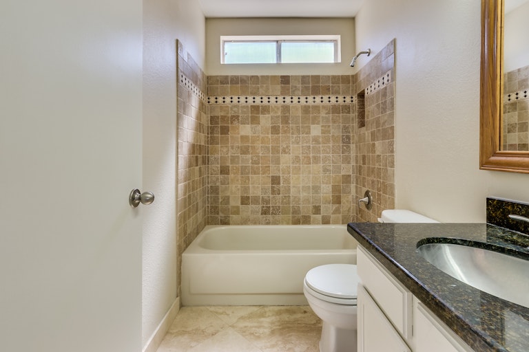 Photo 16 of 20 - 1219 E Kristal Way, Phoenix, AZ 85024