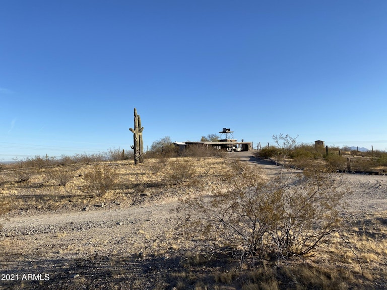 Photo 1 of 14 - 16682 N Christensen Rd, Florence, AZ 85132