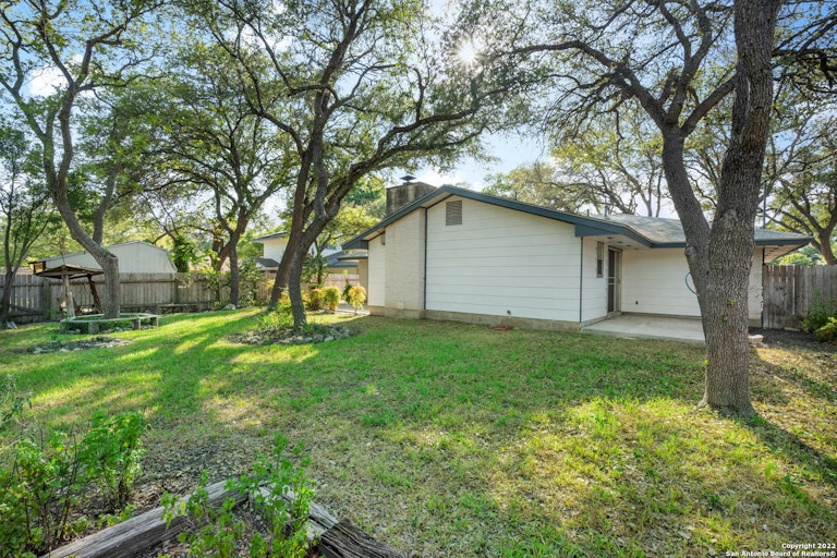 Photo 23 of 27 - 3538 Pinebluff Dr, San Antonio, TX 78230