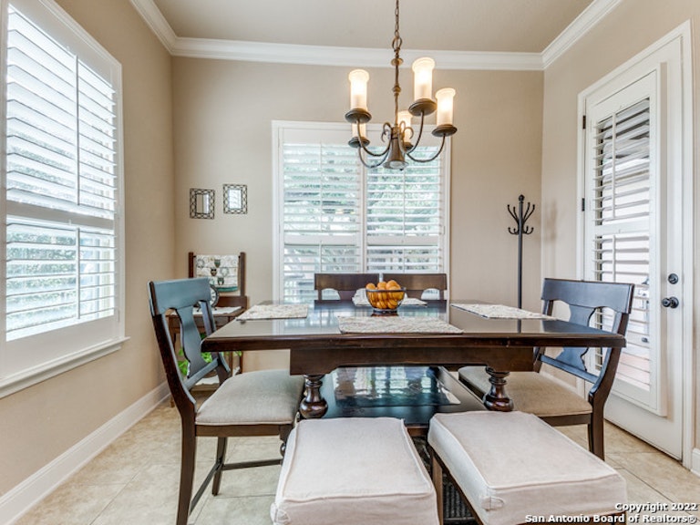 Photo 12 of 27 - 7902 Platinum Ct, Boerne, TX 78015