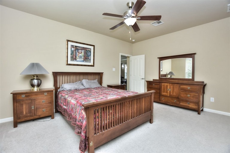 Photo 18 of 27 - 8020 Alophia Dr, Austin, TX 78739