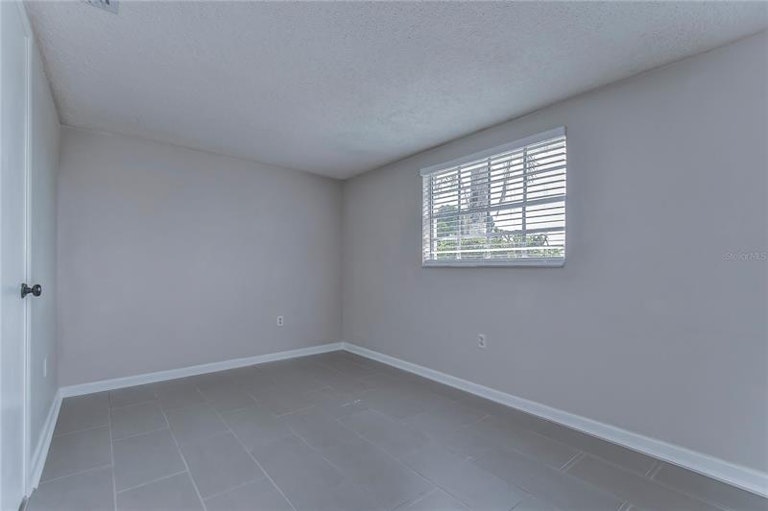 Photo 30 of 49 - 2105 Dartmouth Dr, Holiday, FL 34691