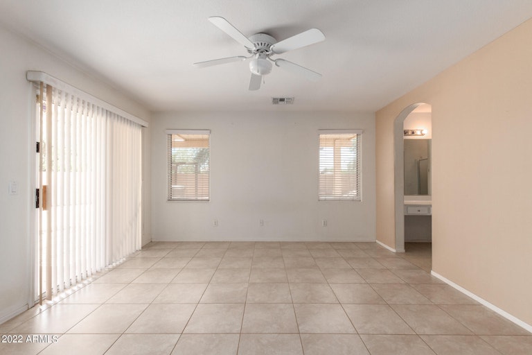 Photo 11 of 29 - 8227 W Apache St, Phoenix, AZ 85043