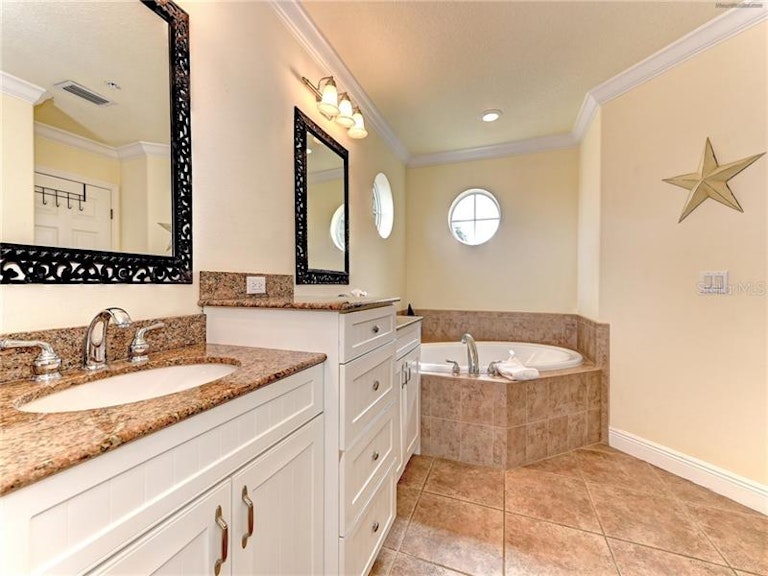 Photo 22 of 25 - 306 56th St, Holmes Beach, FL 34217