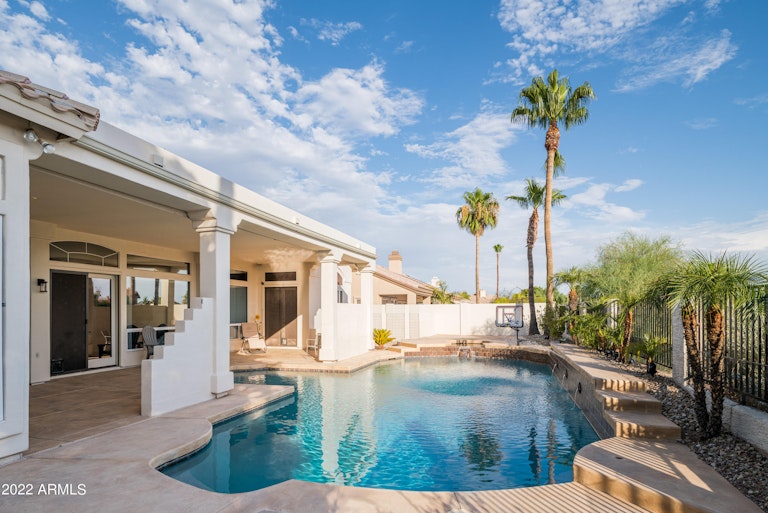 Photo 17 of 28 - 14844 S 30th St, Phoenix, AZ 85048