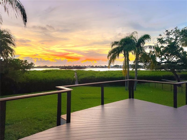 Photo 1 of 33 - 12804 Harborwood Dr, Largo, FL 33774