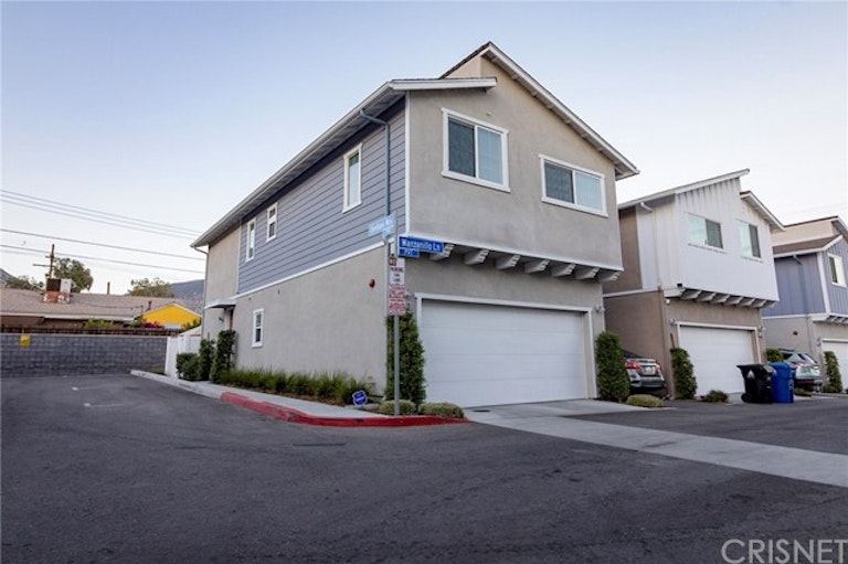Photo 29 of 35 - 13412 N Manzanillo Ln, Sylmar, CA 91342