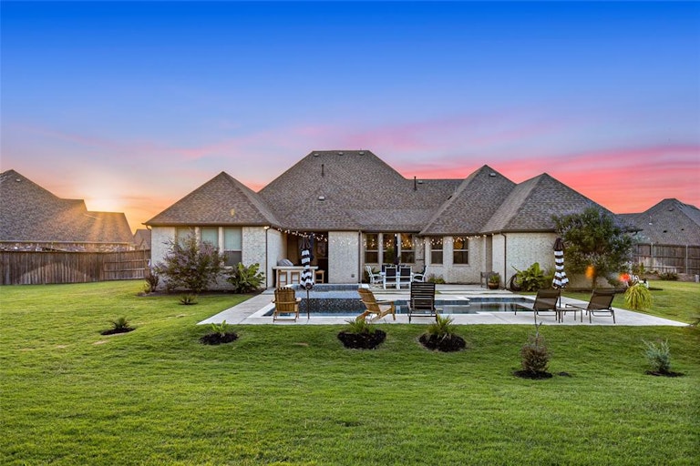 Photo 35 of 37 - 1620 Cattle Dr, Prosper, TX 75078
