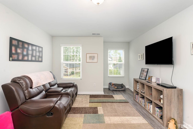 Photo 15 of 30 - 3438 Norway Spruce Rd, Raleigh, NC 27616