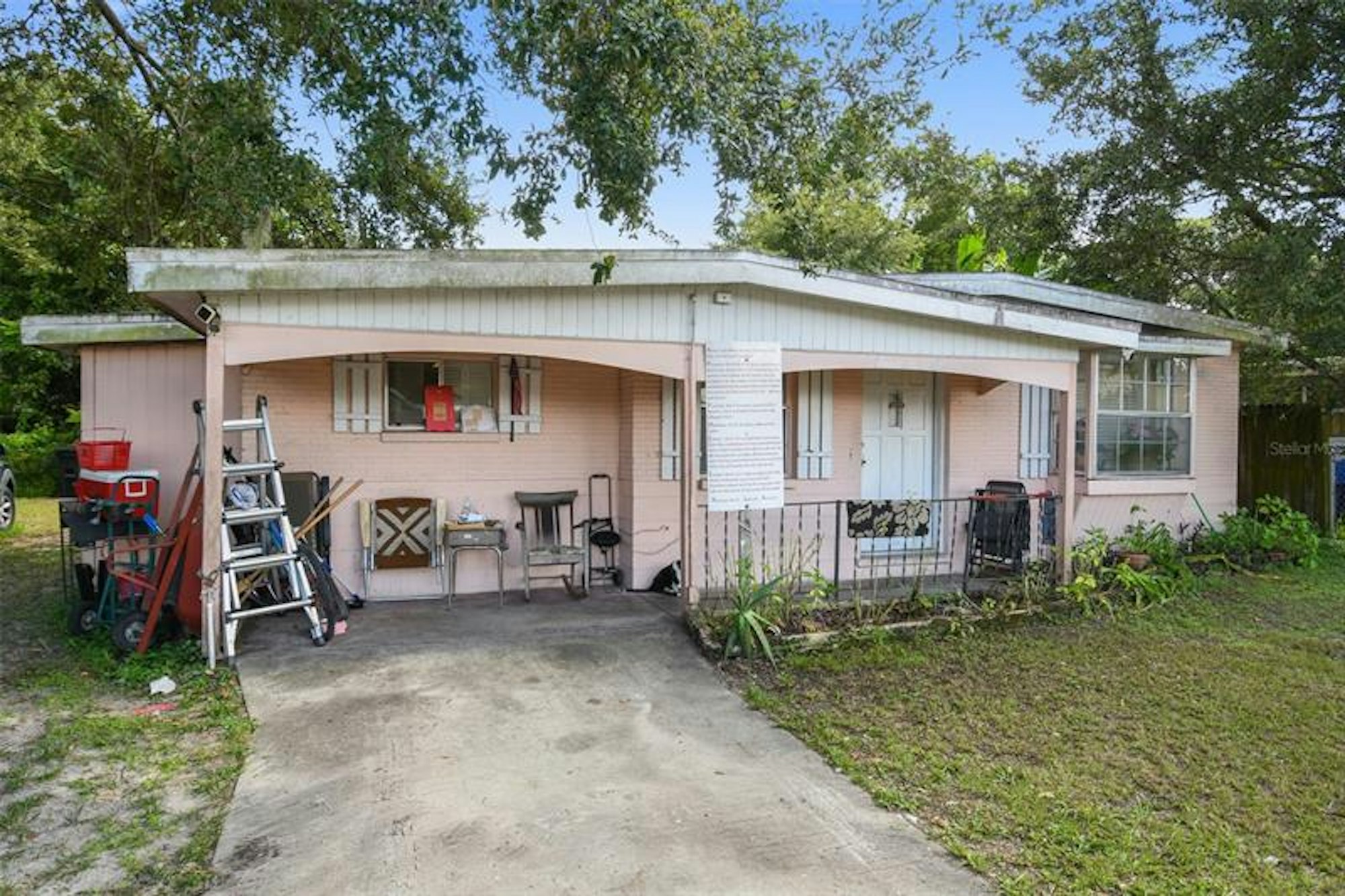 Photo 1 of 37 - 1407 E 143rd Ave, Tampa, FL 33613