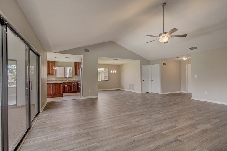 Photo 22 of 32 - 2401 Harris Blvd, Kissimmee, FL 34746