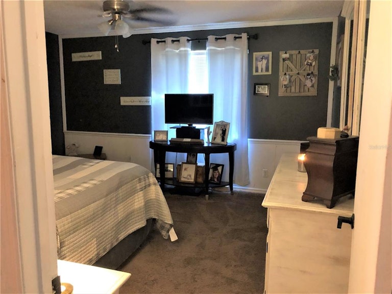 Photo 25 of 38 - 738 W Hogle Ave, Deland, FL 32720