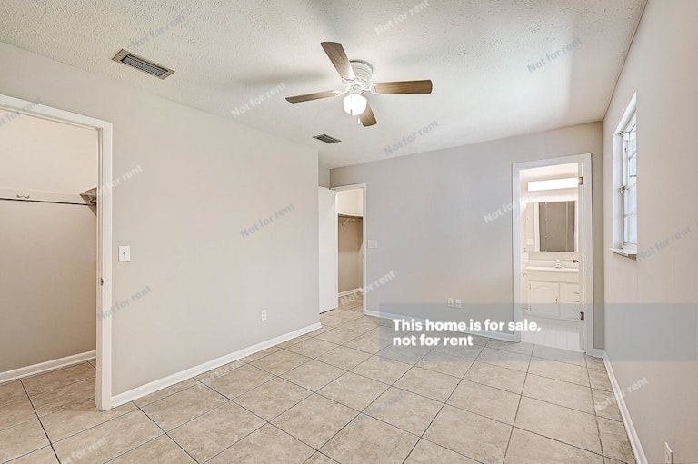 Photo 38 of 38 - 6382 Johnnie Cir W, Jacksonville, FL 32244