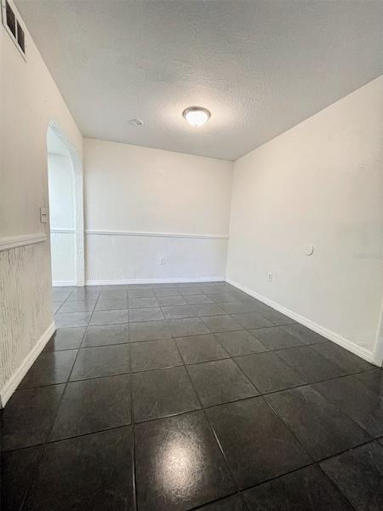 Photo 5 of 24 - 910 Lake Destiny Rd Unit C, Altamonte Springs, FL 32714