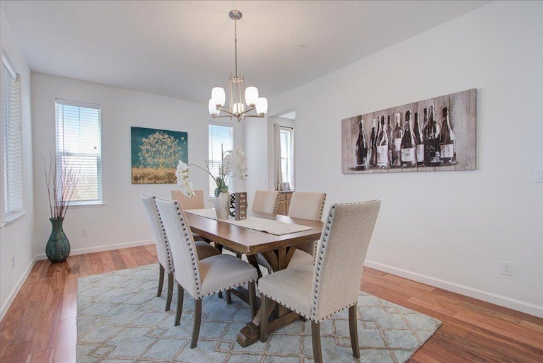 Photo 3 of 43 - 10082 Mud Hen Way, Elk Grove, CA 95757