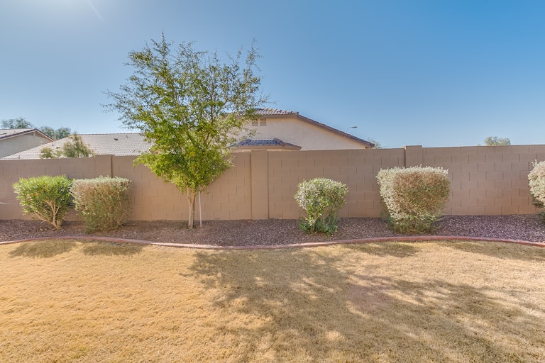 Photo 29 of 29 - 10027 W Flavia Hvn, Tolleson, AZ 85353