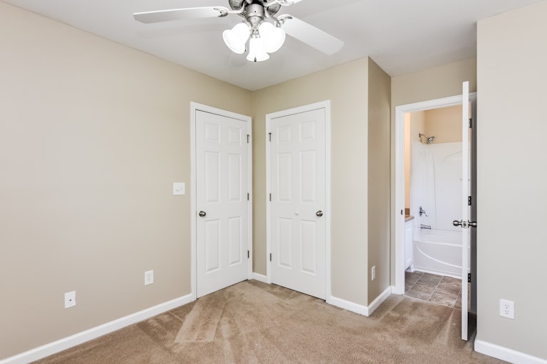 Photo 18 of 25 - 1401 Plexor Ln, Knightdale, NC 27545