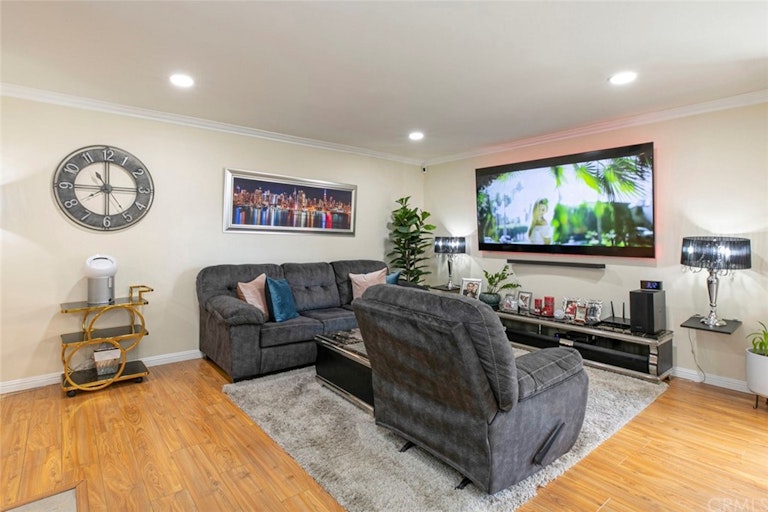 Photo 27 of 48 - 1339 N Columbus Ave, Glendale, CA 91202