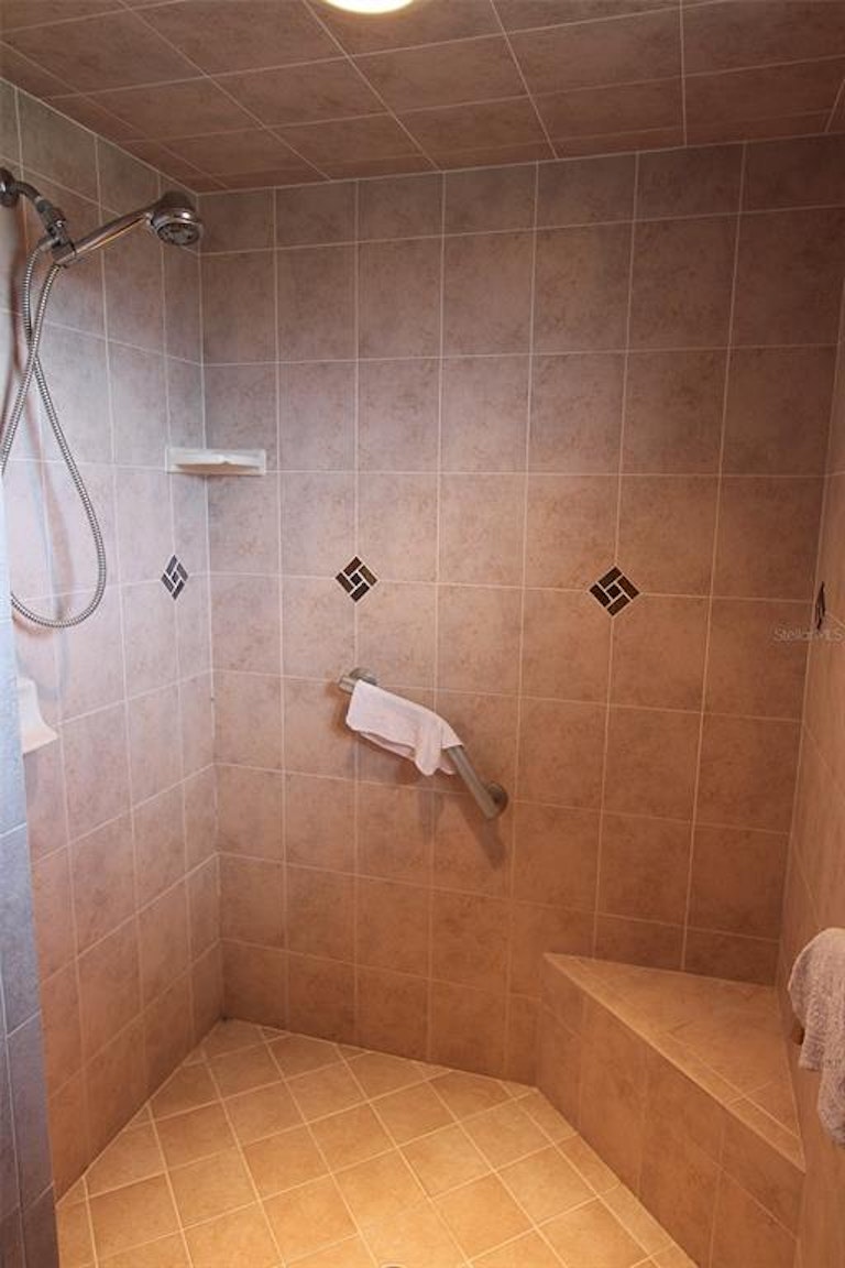 Photo 34 of 68 - 1634 N Combee Rd, Lakeland, FL 33801