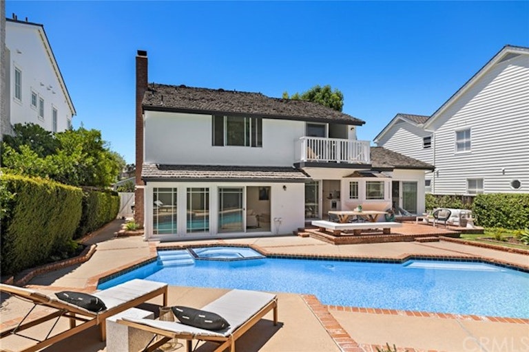 Photo 1 of 30 - 1978 Port Nelson Pl, Newport Beach, CA 92660