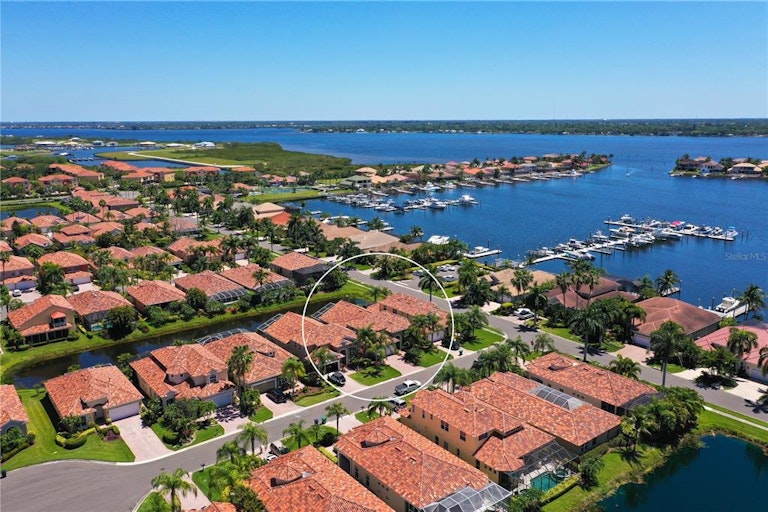 Photo 3 of 51 - 304 9th Ave E, Palmetto, FL 34221
