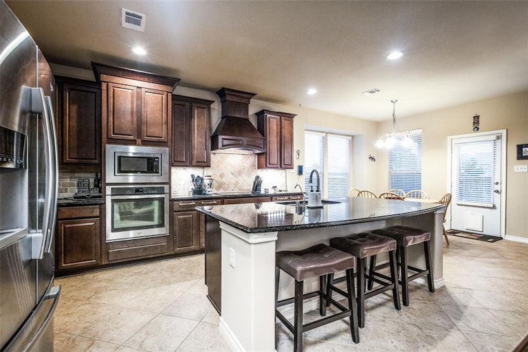 Photo 6 of 25 - 3904 Edward Dr, McKinney, TX 75071
