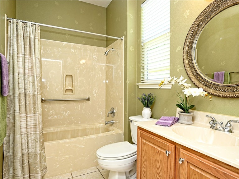 Photo 17 of 27 - 107 Hale Ct, Georgetown, TX 78633