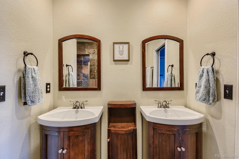 Photo 16 of 28 - 6155 W Pacific Cir, Lakewood, CO 80227