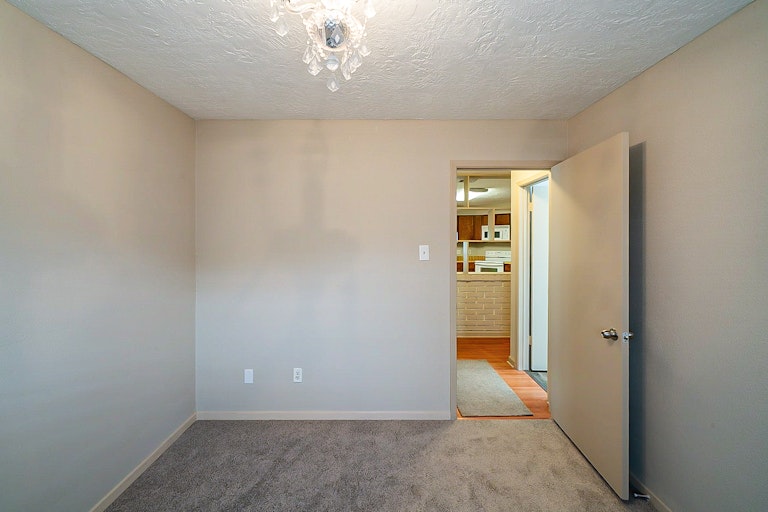 Photo 21 of 32 - 105 Greenshire Dr, League City, TX 77573