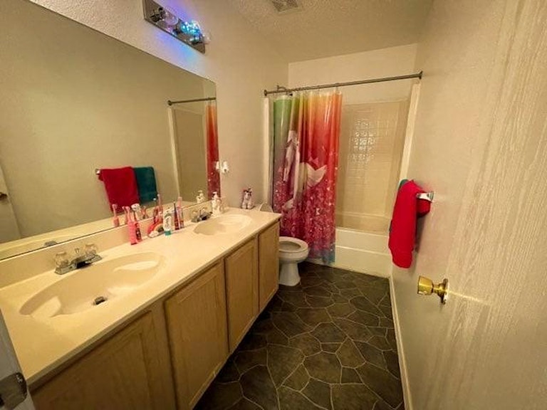 Photo 11 of 33 - 4220 Boxwood Dr, Balch Springs, TX 75180