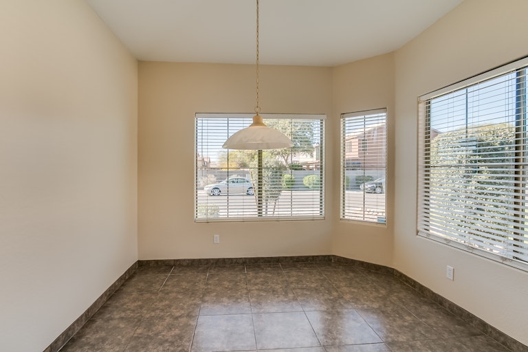 Photo 9 of 31 - 3113 S 93rd Ave, Tolleson, AZ 85353