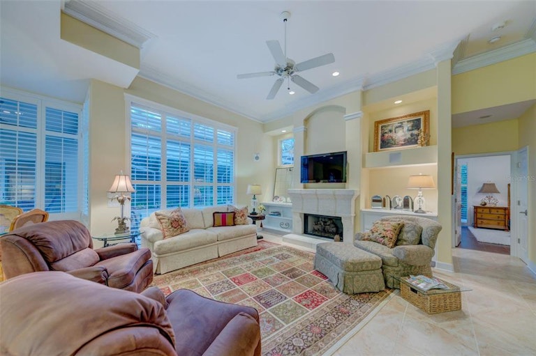 Photo 19 of 54 - 2107 Pinnacle Cir S, Palm Harbor, FL 34684