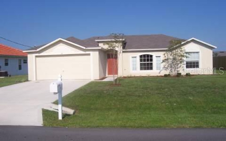 Photo 1 of 1 - 36 Freneau Ln, Palm Coast, FL 32137