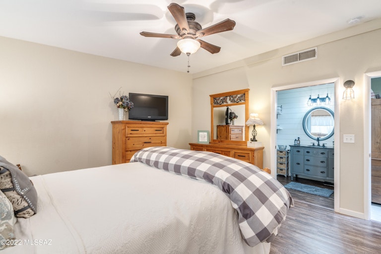 Photo 20 of 48 - 7508 N Meredith Blvd, Tucson, AZ 85741