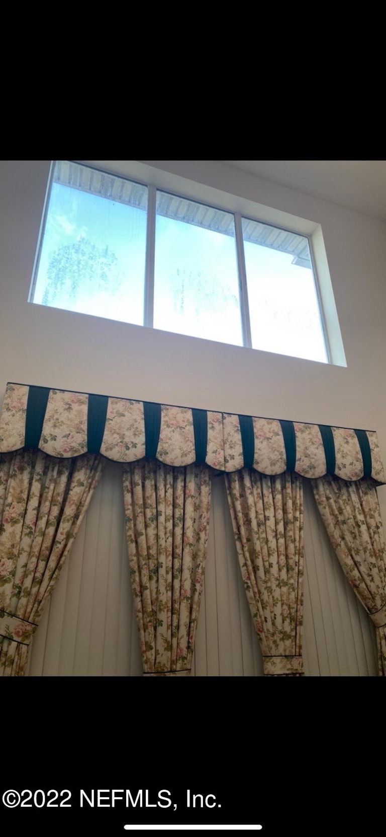 Photo 2 of 47 - 12037 Silver Star Ct, Jacksonville, FL 32246