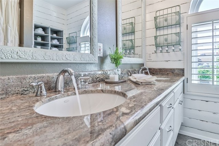 Photo 52 of 75 - 4077 Bending Oak Ct, Moorpark, CA 93021