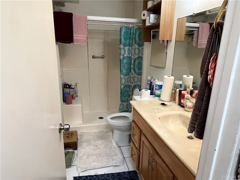 Photo 8 of 9 - 3102 S Townsend St, Santa Ana, CA 92704