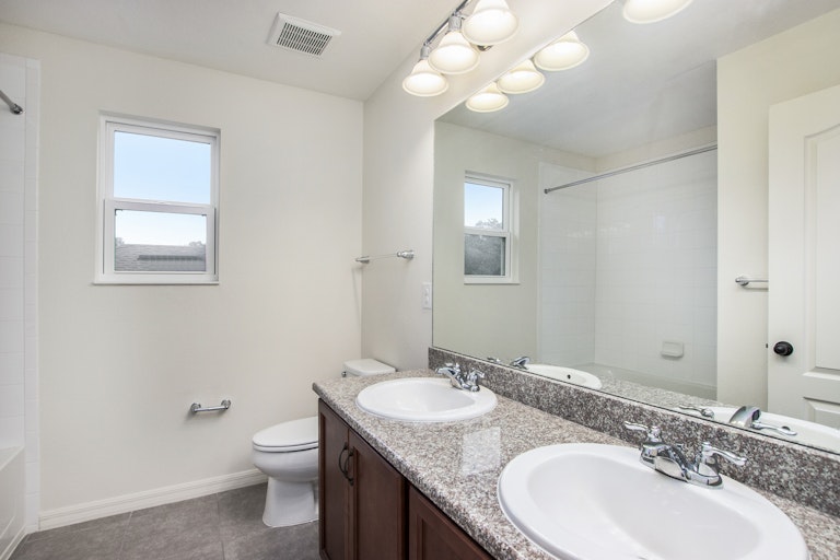 Photo 16 of 16 - 3264 MacIntosh Rd, Land O Lakes, FL 34639