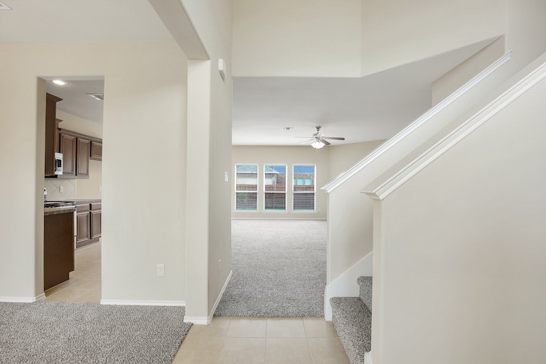 Photo 13 of 28 - 2020 Stonewood Dr, Lancaster, TX 75134