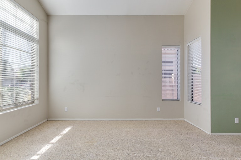 Photo 14 of 73 - 924 W Laurel Ave, Gilbert, AZ 85233